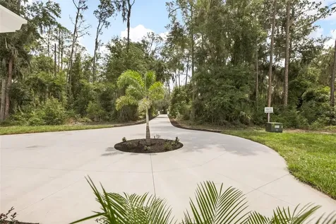 39251 County Road 439 Umatilla FL 32784