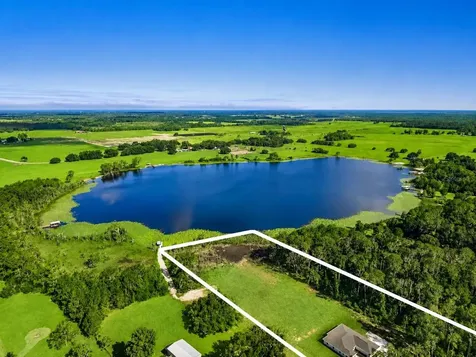 39251 County Road 439 Umatilla FL 32784