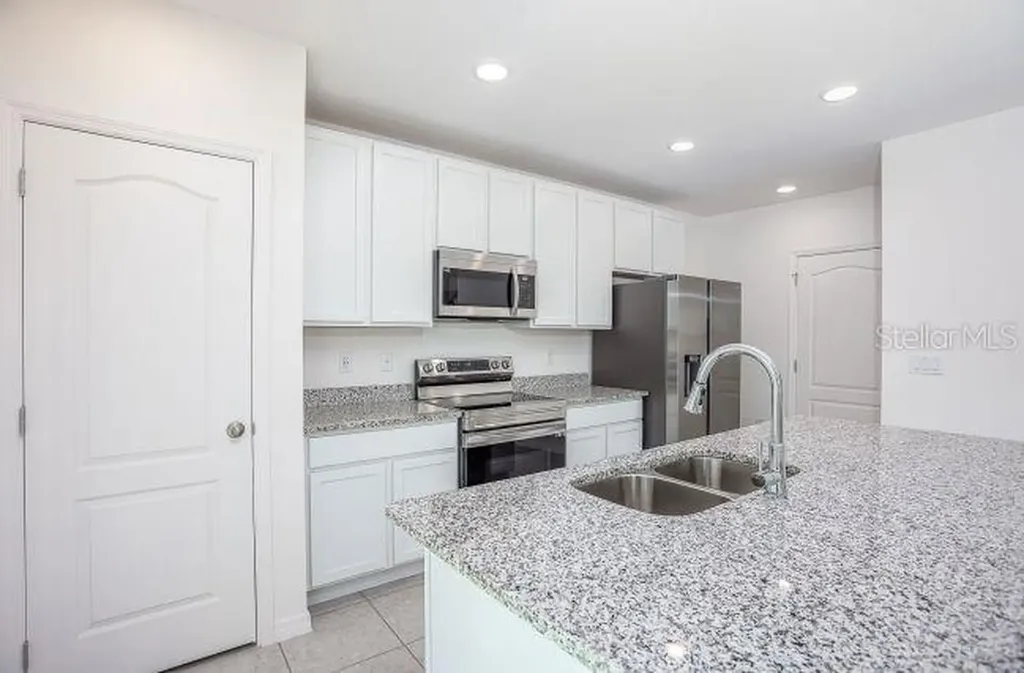 8099 SW 9th Lane Gainesville FL 32608