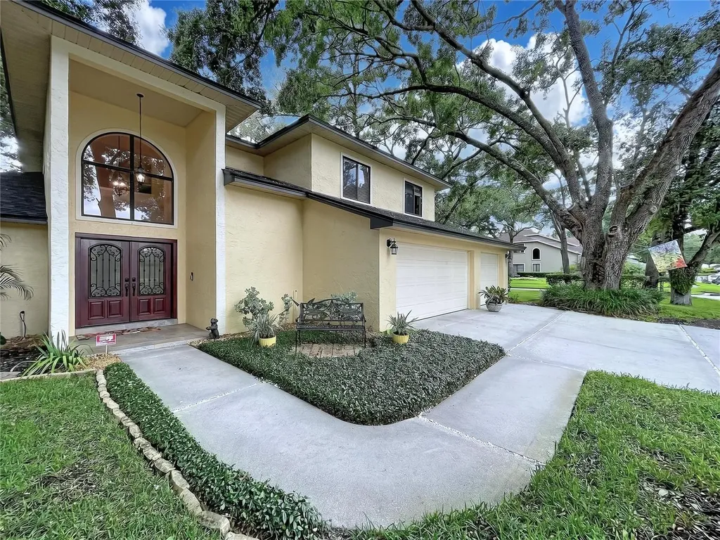 1711 Magdalene Manor Drive Tampa FL 33613