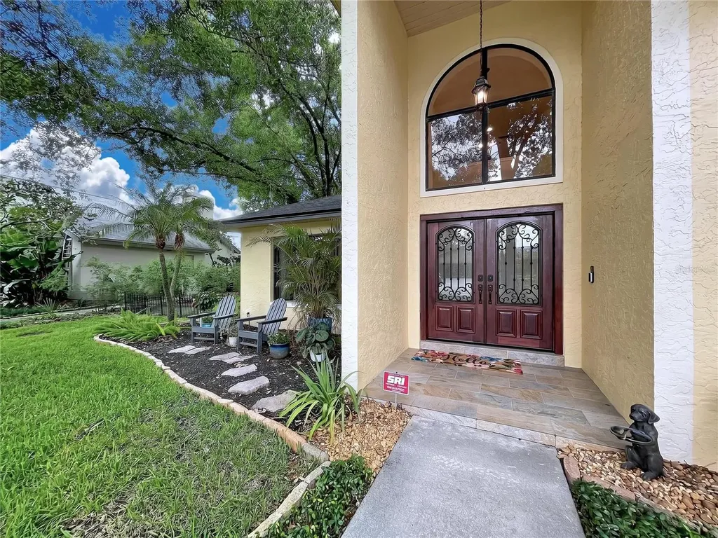 1711 Magdalene Manor Drive Tampa FL 33613