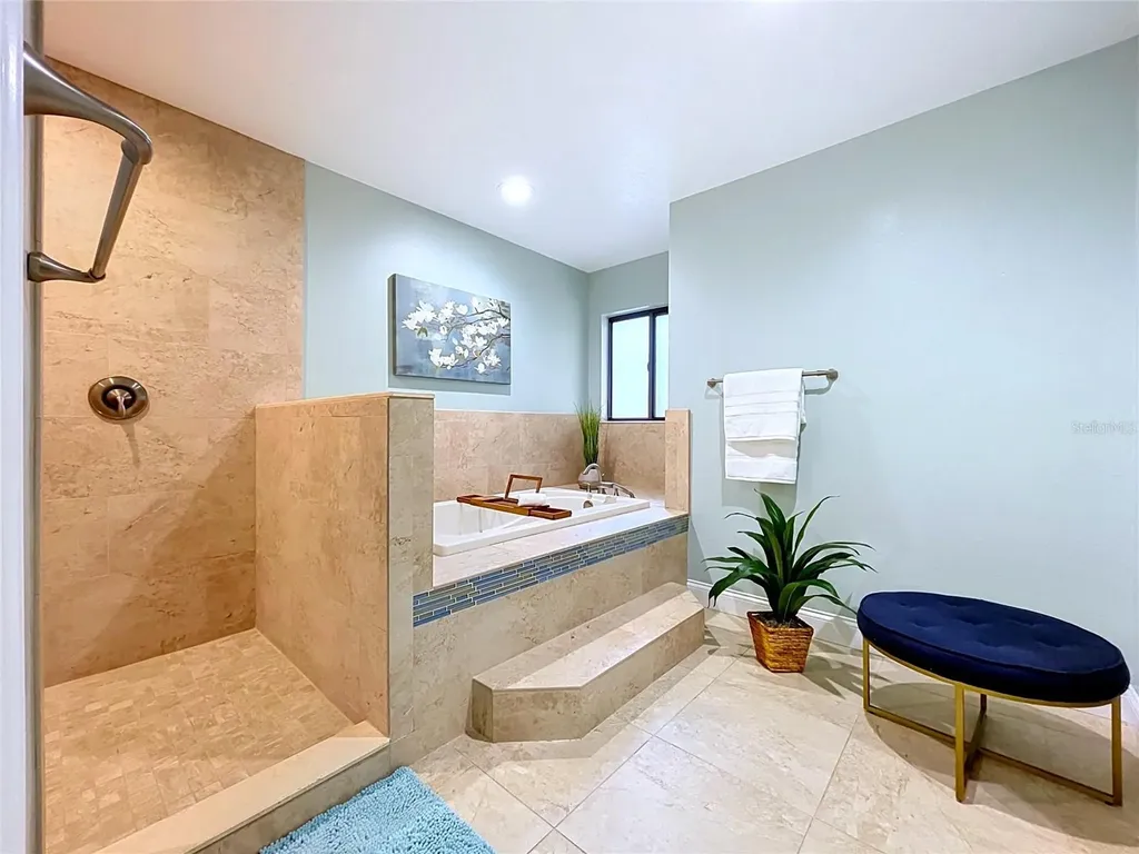 1711 Magdalene Manor Drive Tampa FL 33613