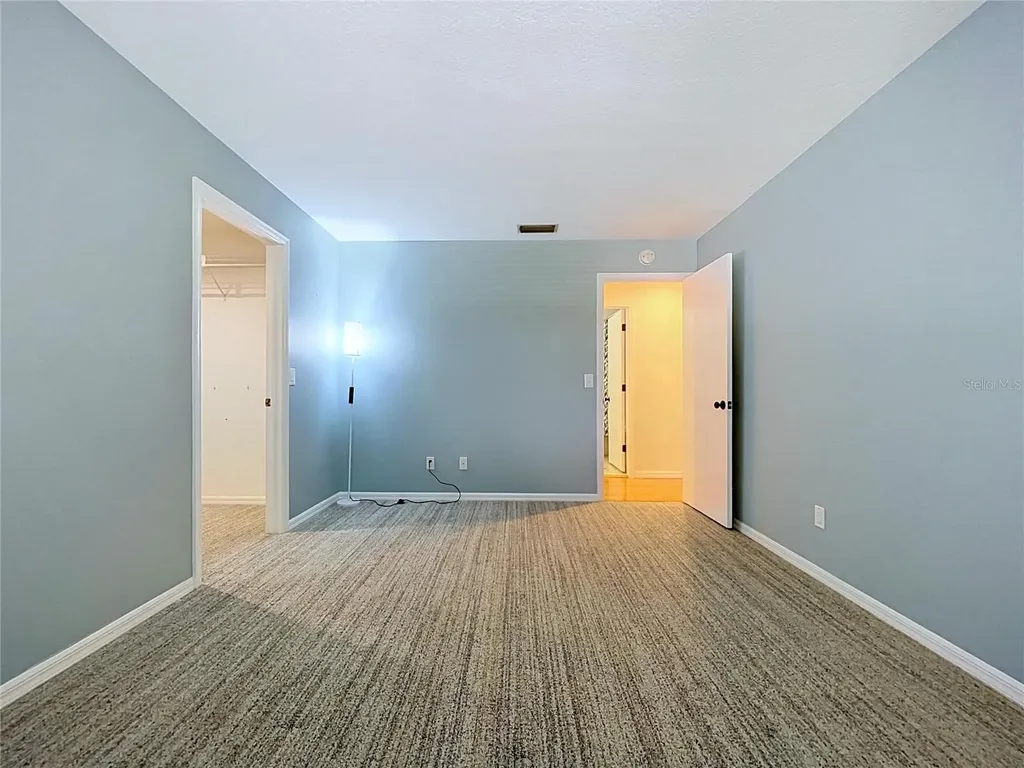 1711 Magdalene Manor Drive Tampa FL 33613