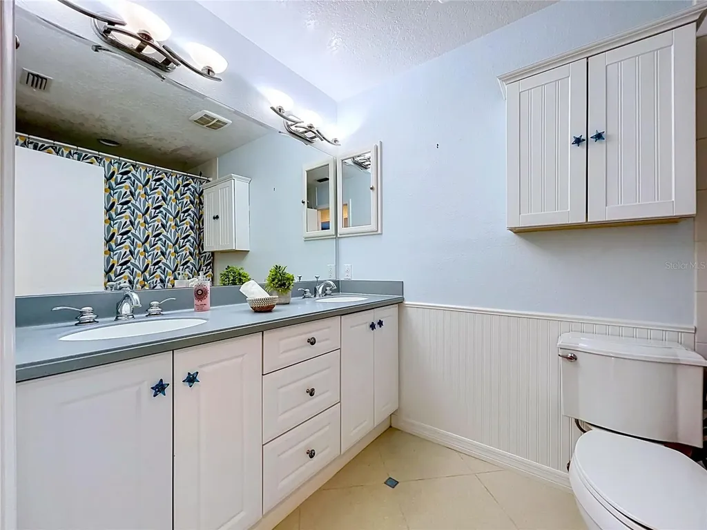 1711 Magdalene Manor Drive Tampa FL 33613