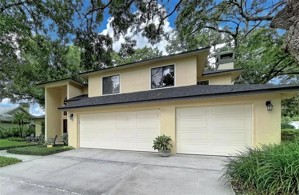 1711 Magdalene Manor Drive Tampa FL 33613