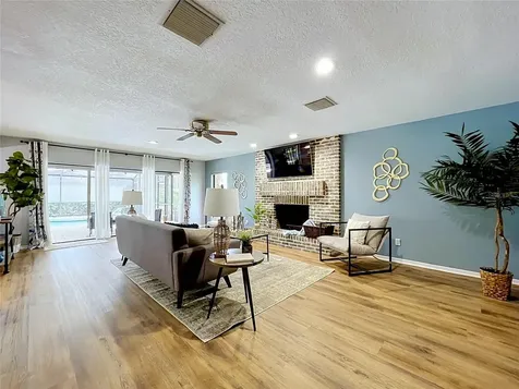 1711 Magdalene Manor Drive Tampa FL 33613
