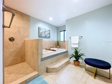 1711 Magdalene Manor Drive Tampa FL 33613