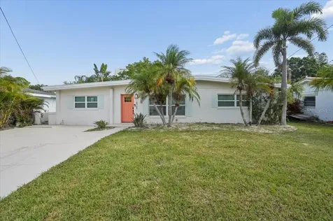 6765 W Flamingo Way S St Petersburg FL 33707