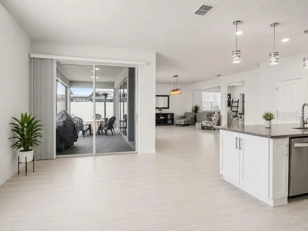 1457 Grand Palm Drive Orlando FL 32828
