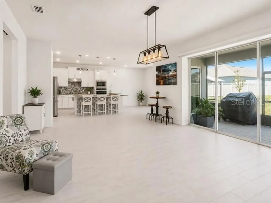 1457 Grand Palm Drive Orlando FL 32828