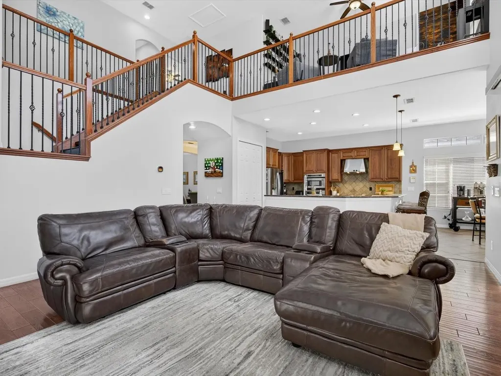 561 Harriswood Court Davenport FL 33837