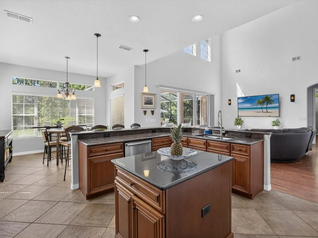 561 Harriswood Court Davenport FL 33837