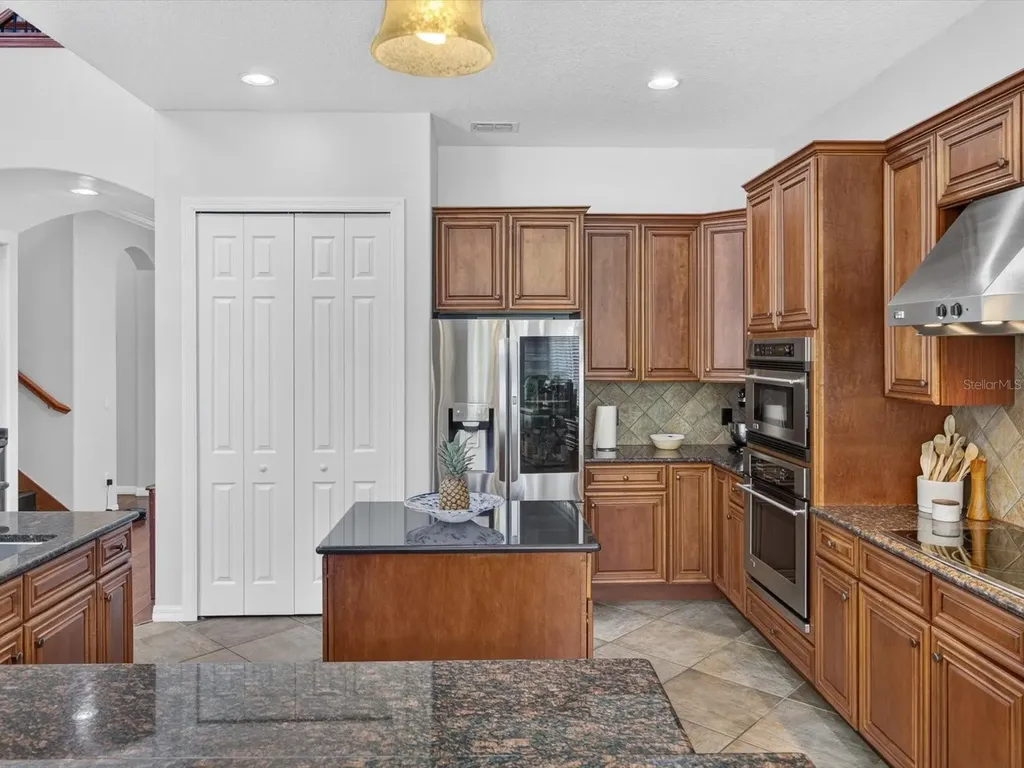 561 Harriswood Court Davenport FL 33837