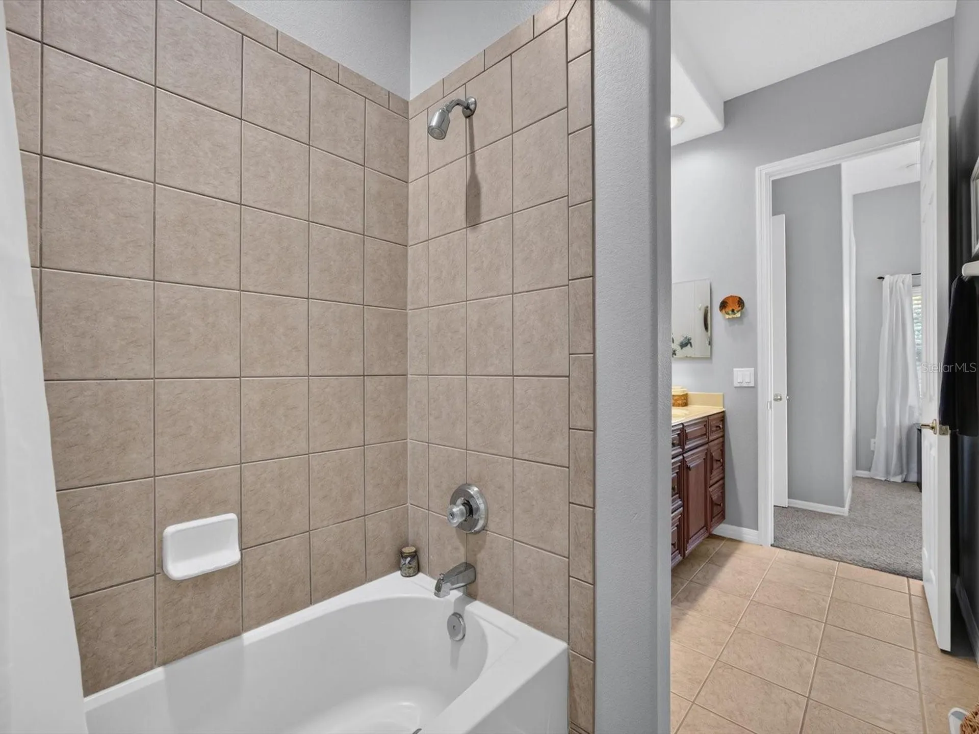 561 Harriswood Court Davenport FL 33837