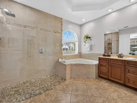 561 Harriswood Court Davenport FL 33837