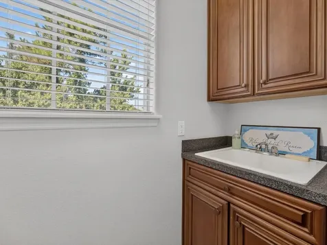 561 Harriswood Court Davenport FL 33837