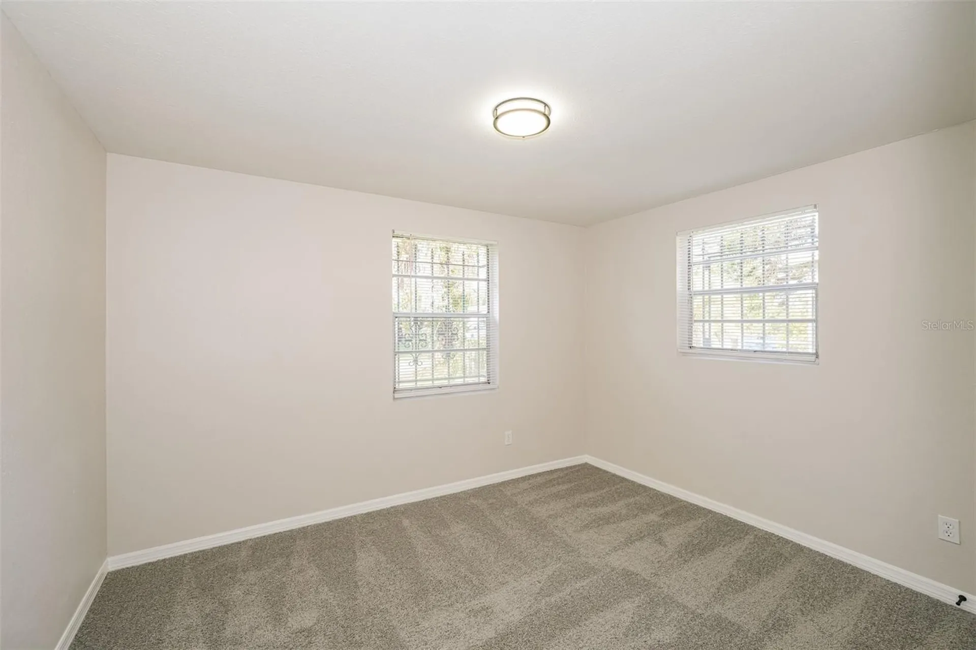 2614 E Cayuga Street Tampa FL 33610