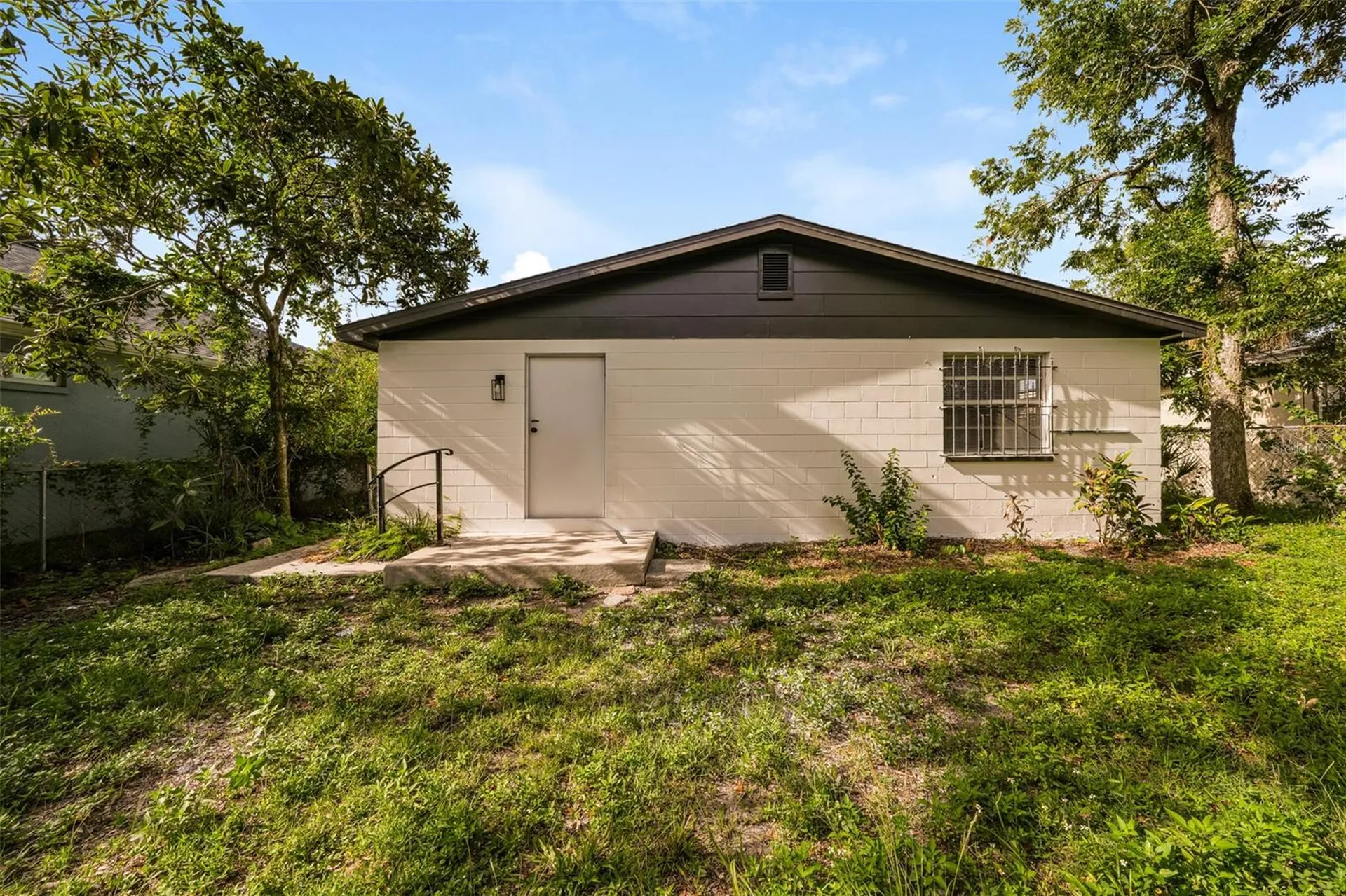 2614 E Cayuga Street Tampa FL 33610