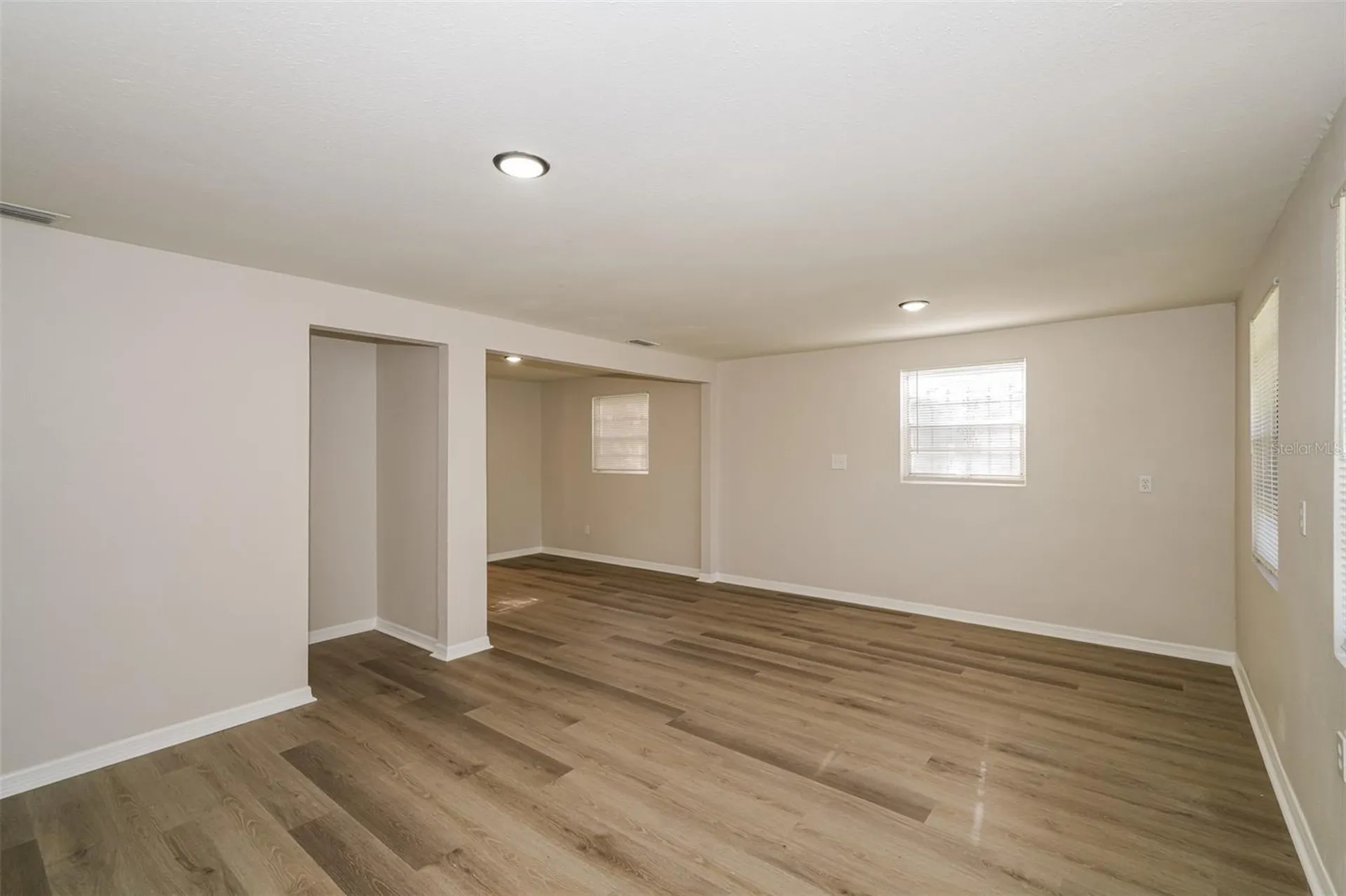 2614 E Cayuga Street Tampa FL 33610