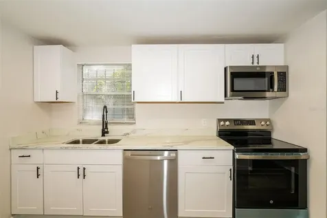2614 E Cayuga Street Tampa FL 33610