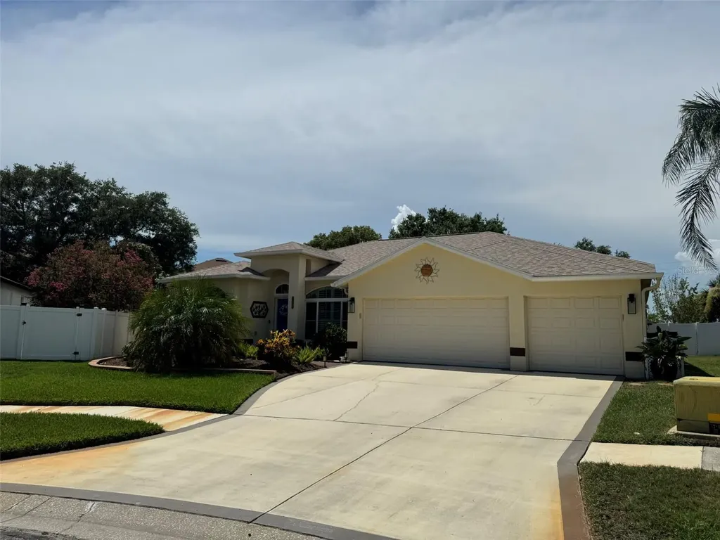 11201 NW Saint Andrews Court Riverview FL 33579