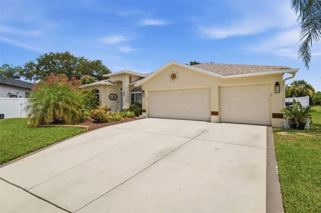 11201 Saint Andrews Court Riverview FL 33579
