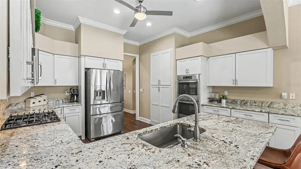 1801 Sandhill Lane Winter Haven FL 33884
