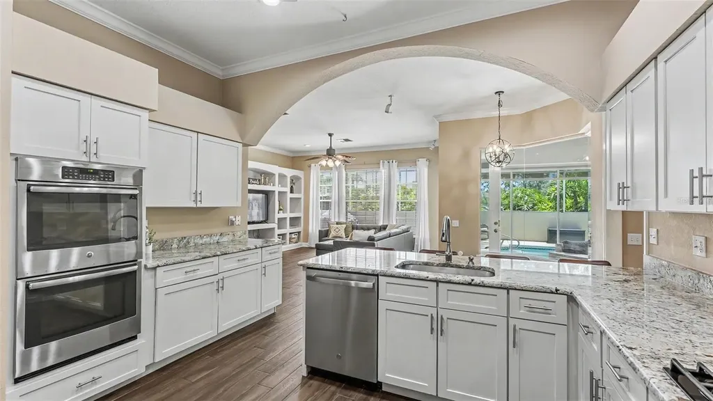 1801 Sandhill Lane Winter Haven FL 33884