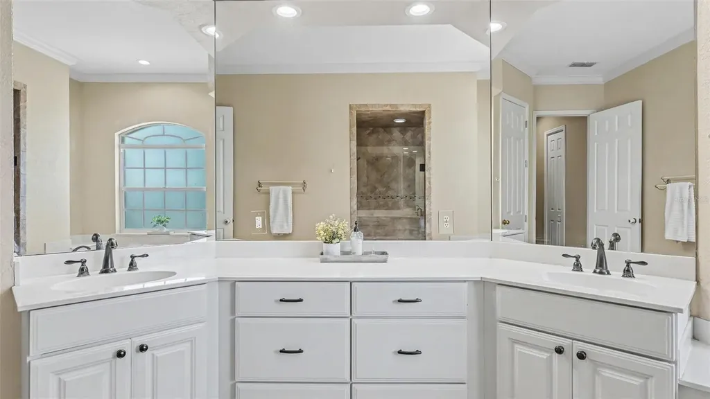 1801 Sandhill Lane Winter Haven FL 33884