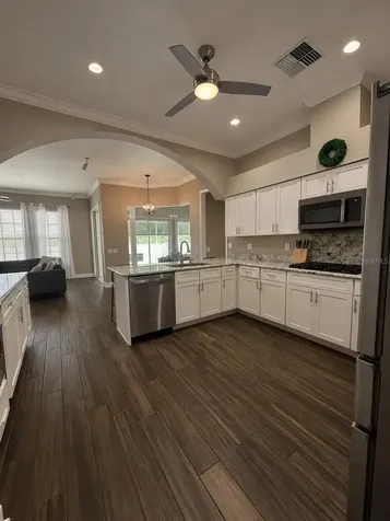 1801 Sandhill Lane Winter Haven FL 33884