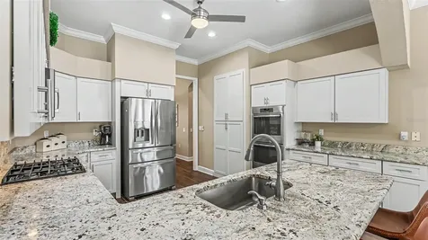 1801 Sandhill Lane Winter Haven FL 33884