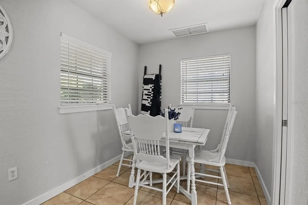 683 E Brookins Avenue Eagle Lake FL 33839
