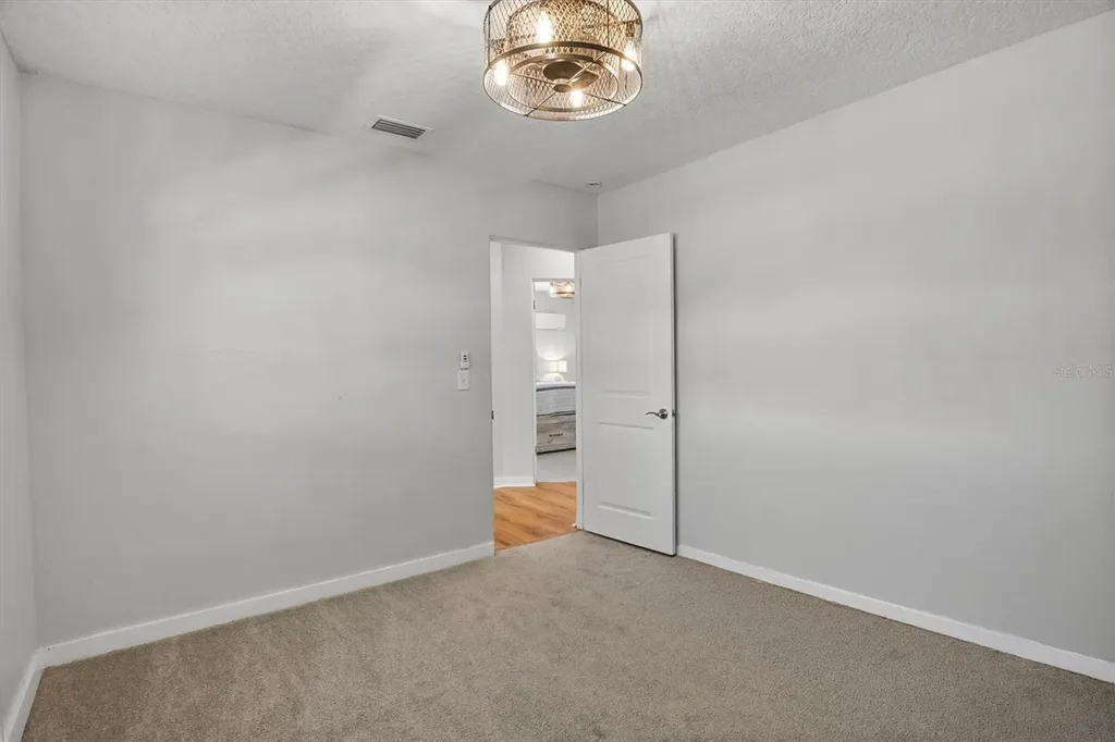 683 E Brookins Avenue Eagle Lake FL 33839