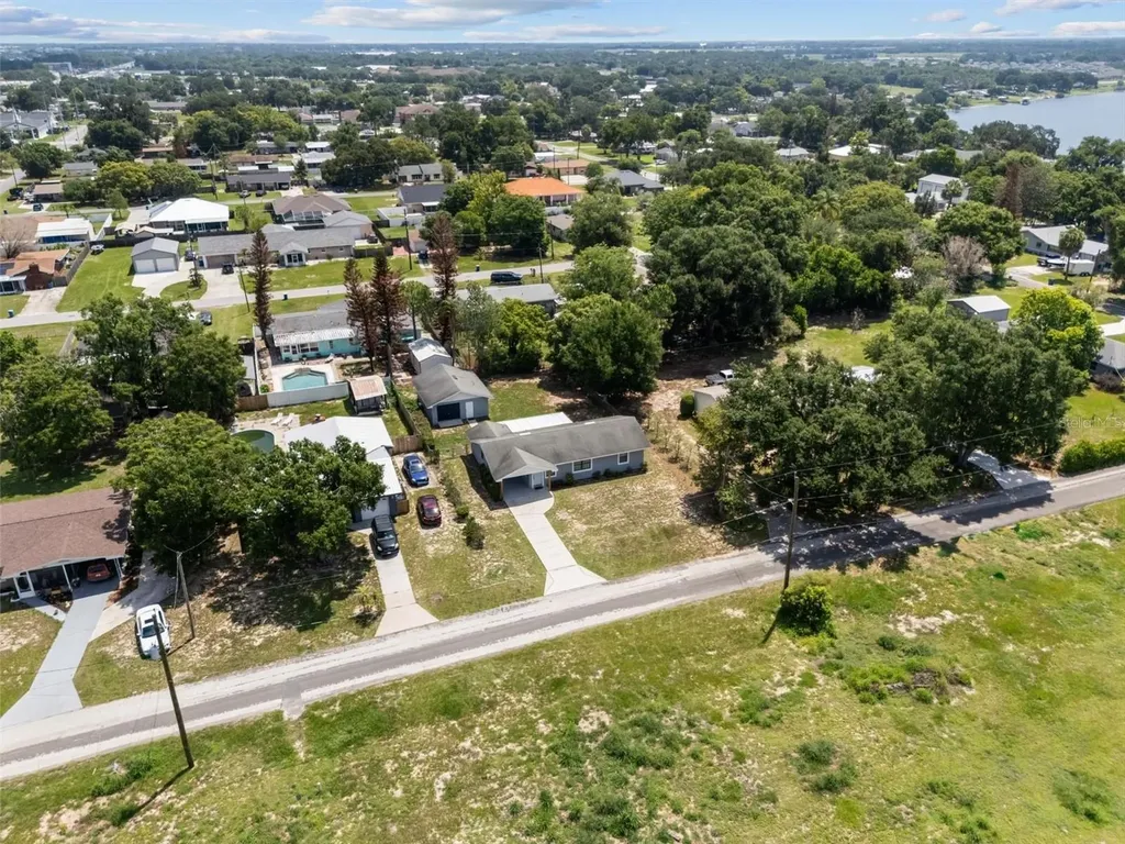 683 E Brookins Avenue Eagle Lake FL 33839