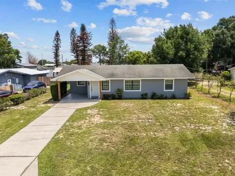 683 E Brookins Avenue Eagle Lake FL 33839