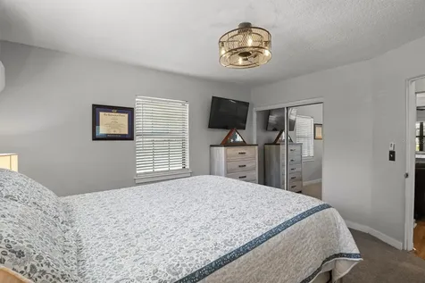 683 E Brookins Avenue Eagle Lake FL 33839