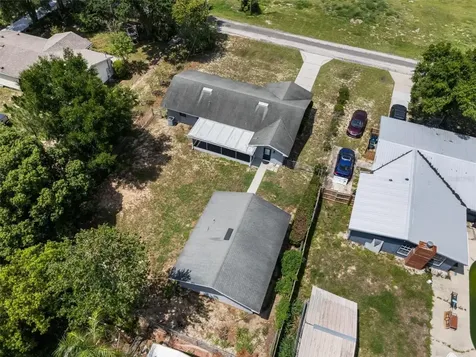 683 E Brookins Avenue Eagle Lake FL 33839