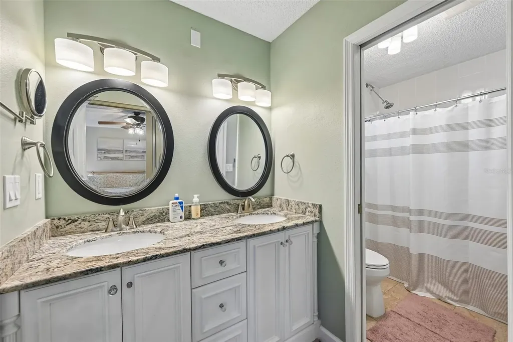 4712 Glenbrooke Drive Sarasota FL 34243