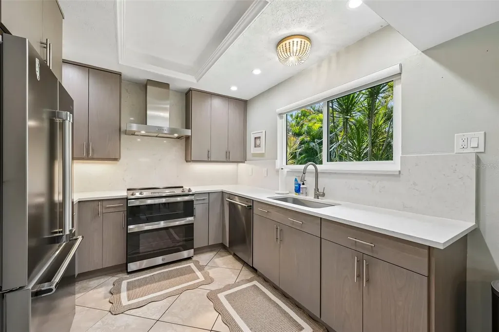 4712 Glenbrooke Drive Sarasota FL 34243
