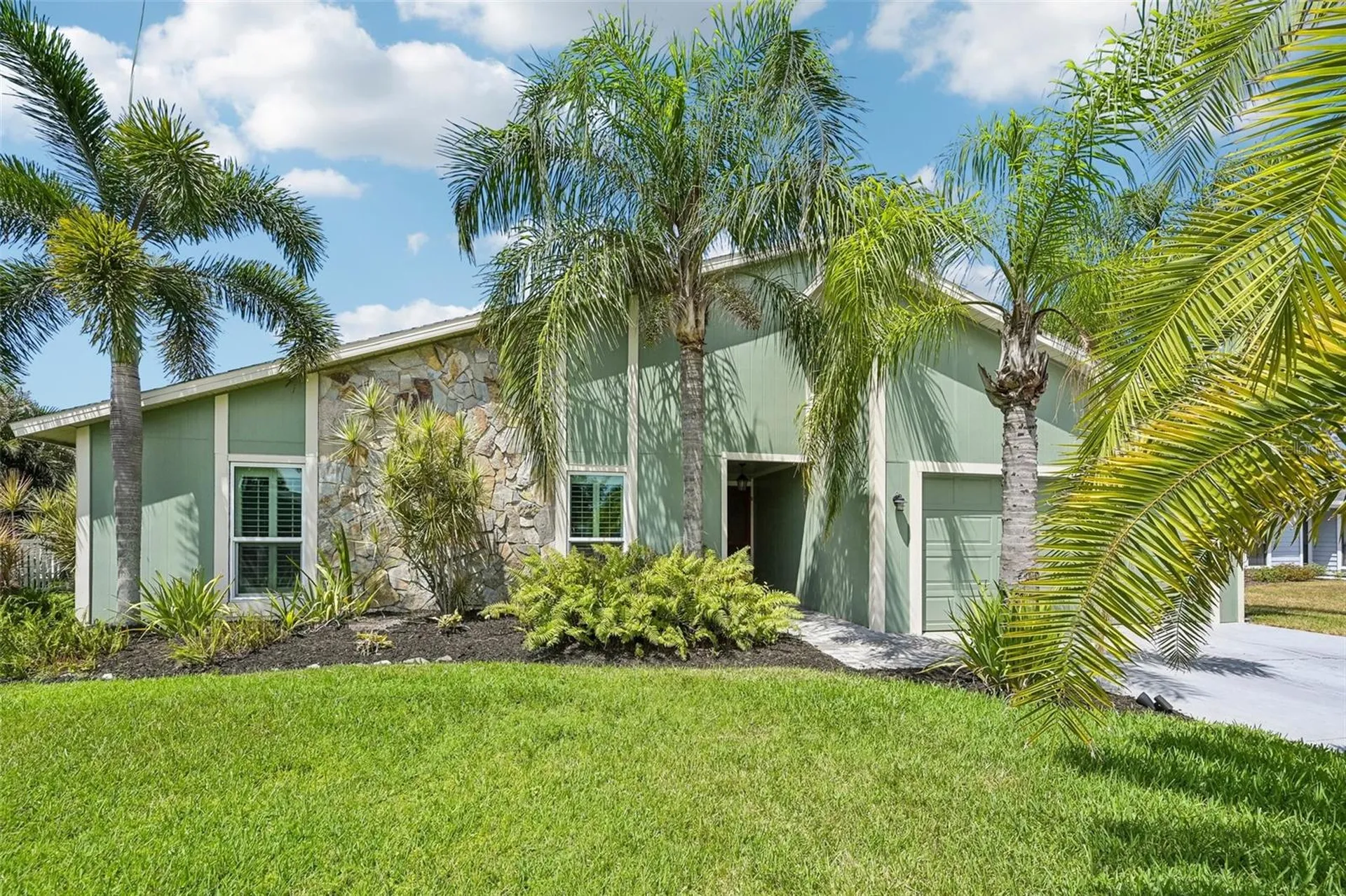 4712 Glenbrooke Drive Sarasota FL 34243
