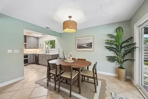 4712 Glenbrooke Drive Sarasota FL 34243