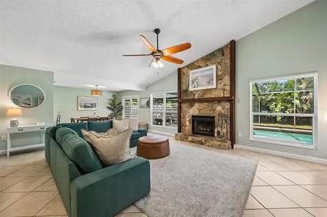 4712 Glenbrooke Drive Sarasota FL 34243