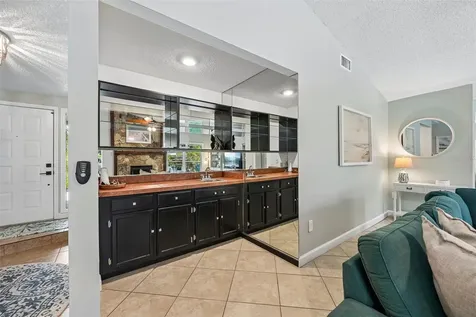 4712 Glenbrooke Drive Sarasota FL 34243