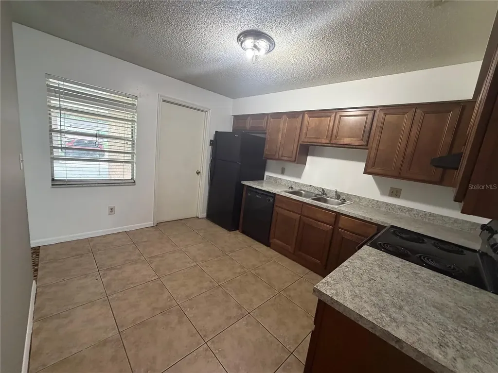 2415 S Cedar Avenue Sanford FL 32771