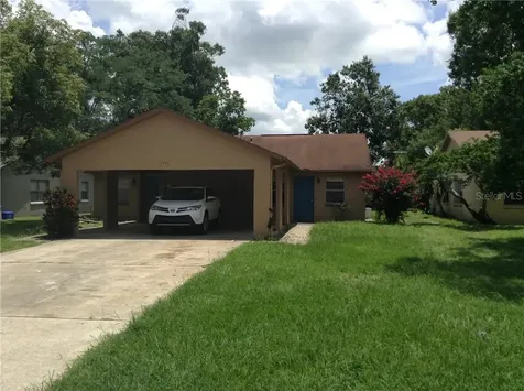 2415 S Cedar Avenue Sanford FL 32771