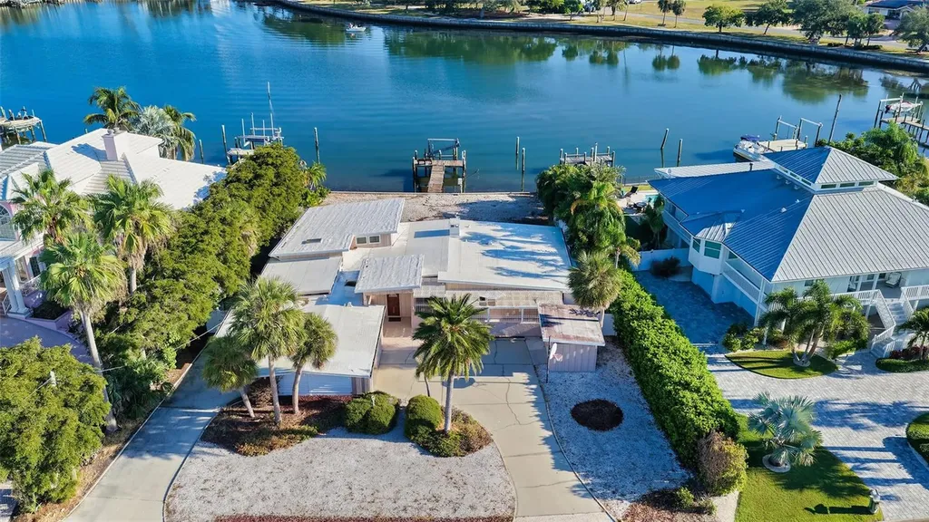 355 S Shore Drive Sarasota FL 34234