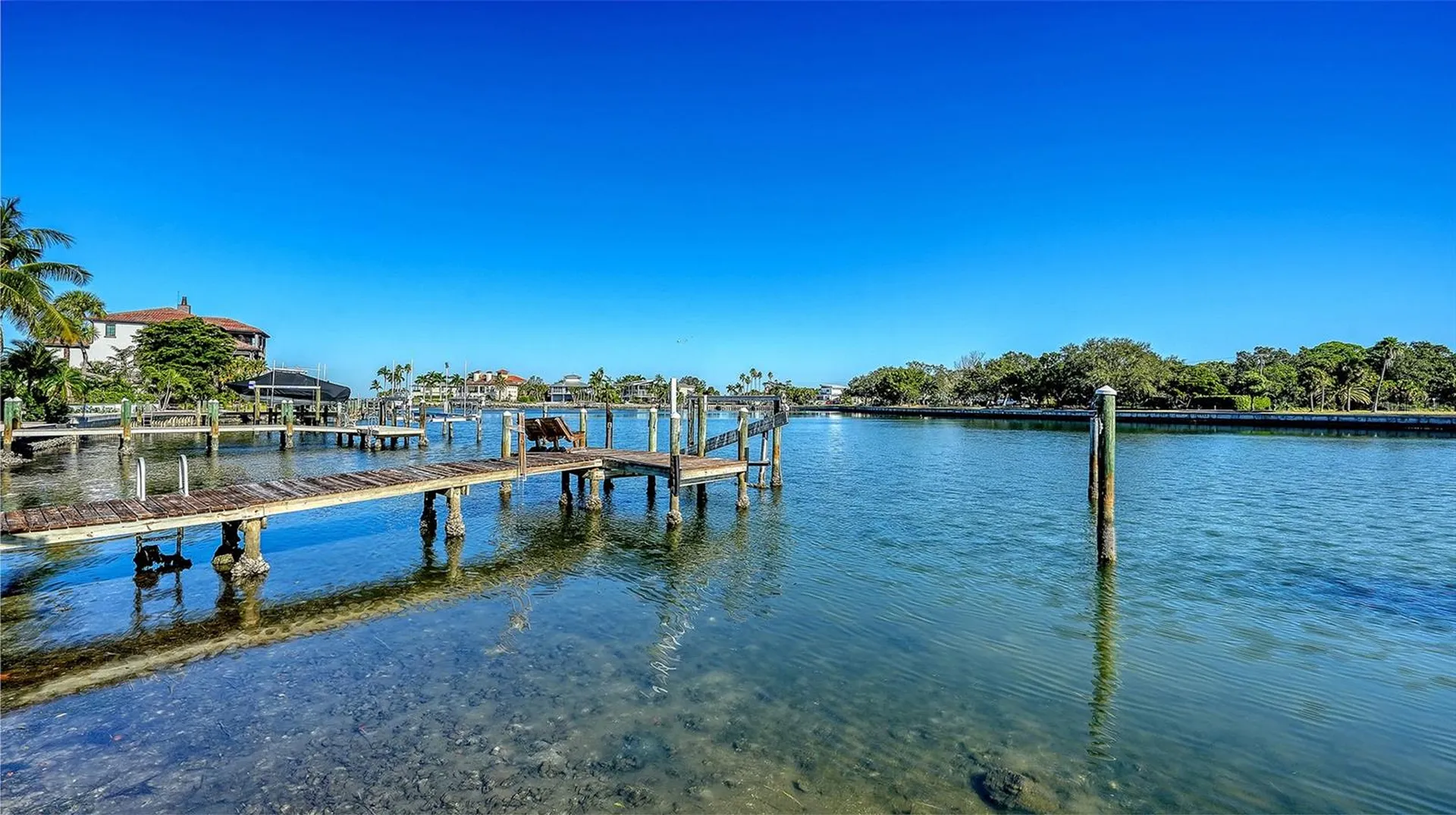 355 S Shore Drive Sarasota FL 34234