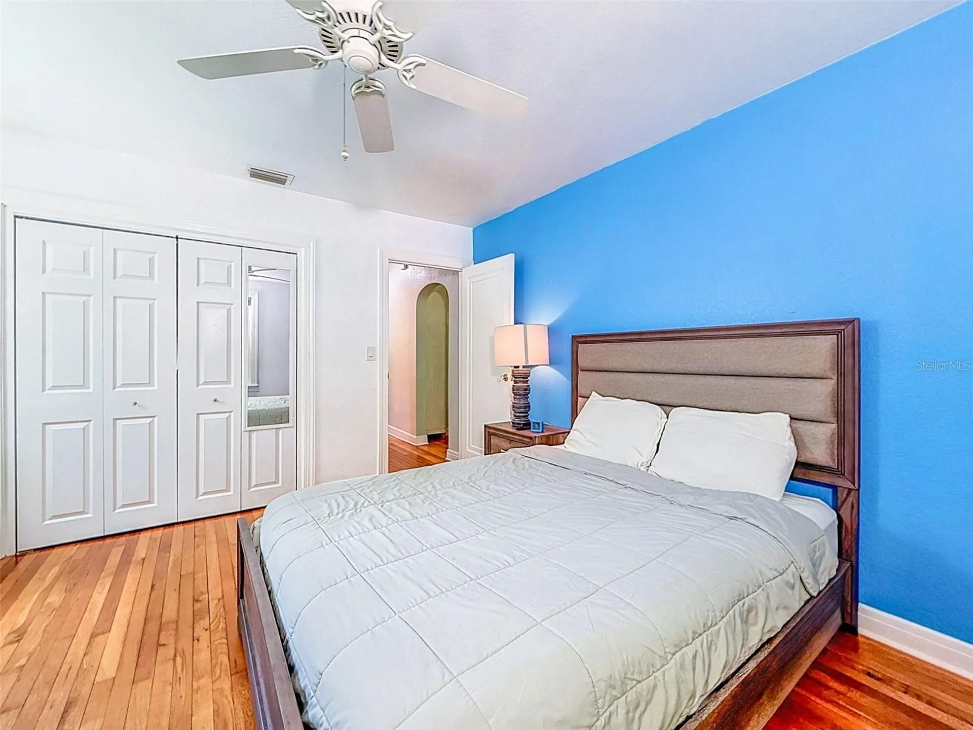182 29th Avenue N St Petersburg FL 33704