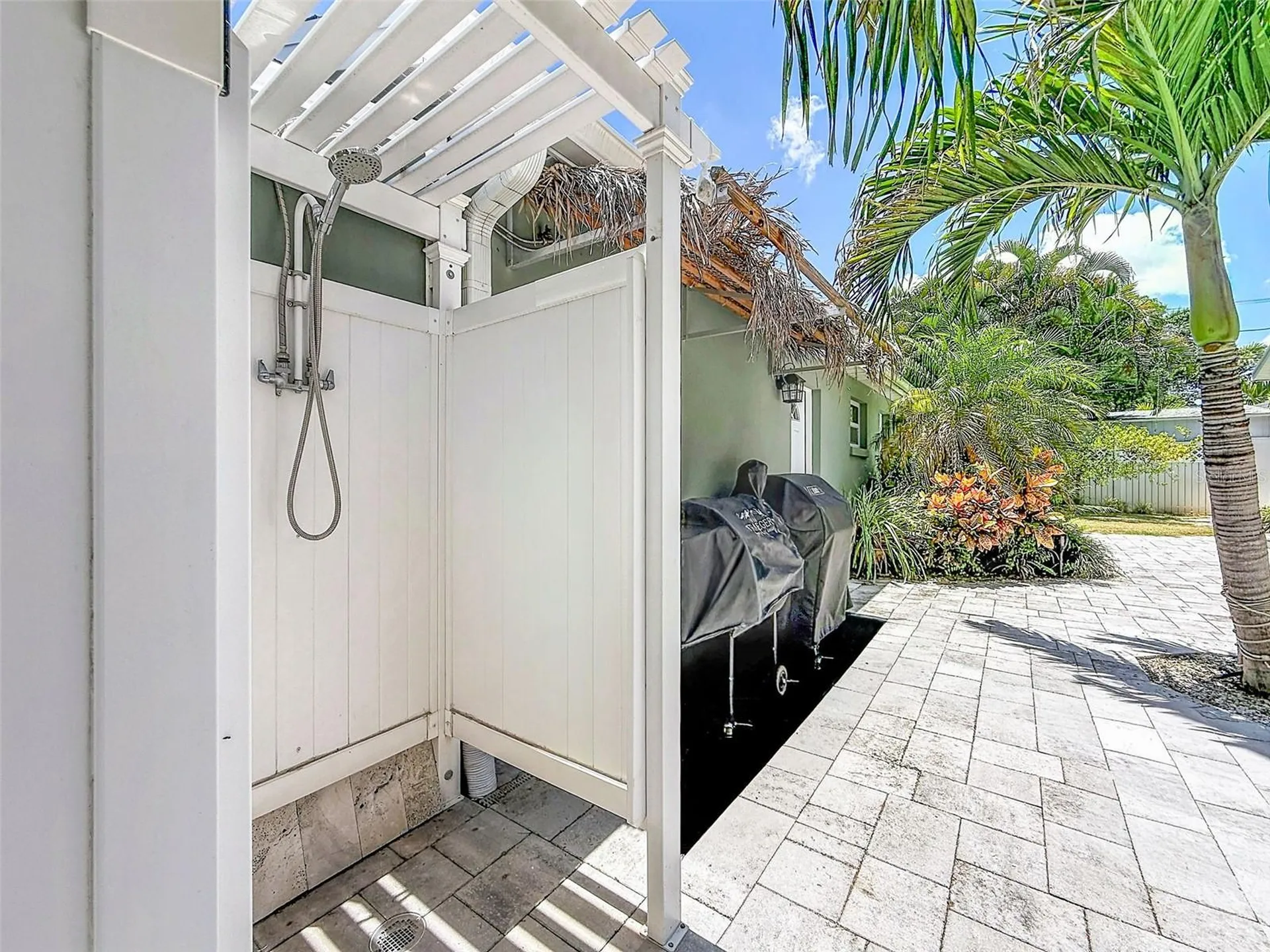 182 29th Avenue N St Petersburg FL 33704