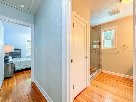 182 29th Avenue N St Petersburg FL 33704